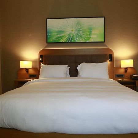 Doubletree By Hilton Hotel Istanbul - Tuzla Exterior foto