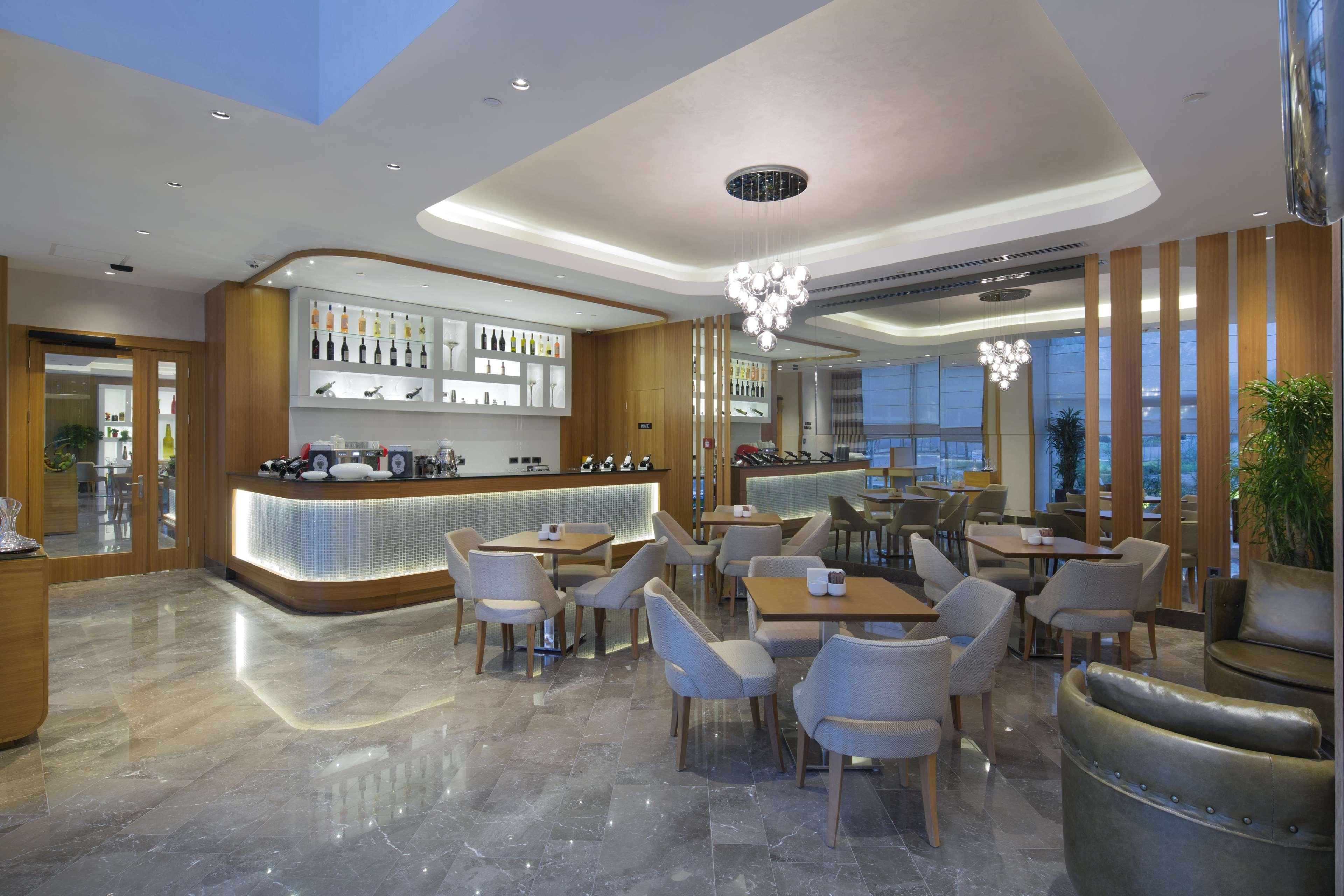 Doubletree By Hilton Hotel Istanbul - Tuzla Exterior foto
