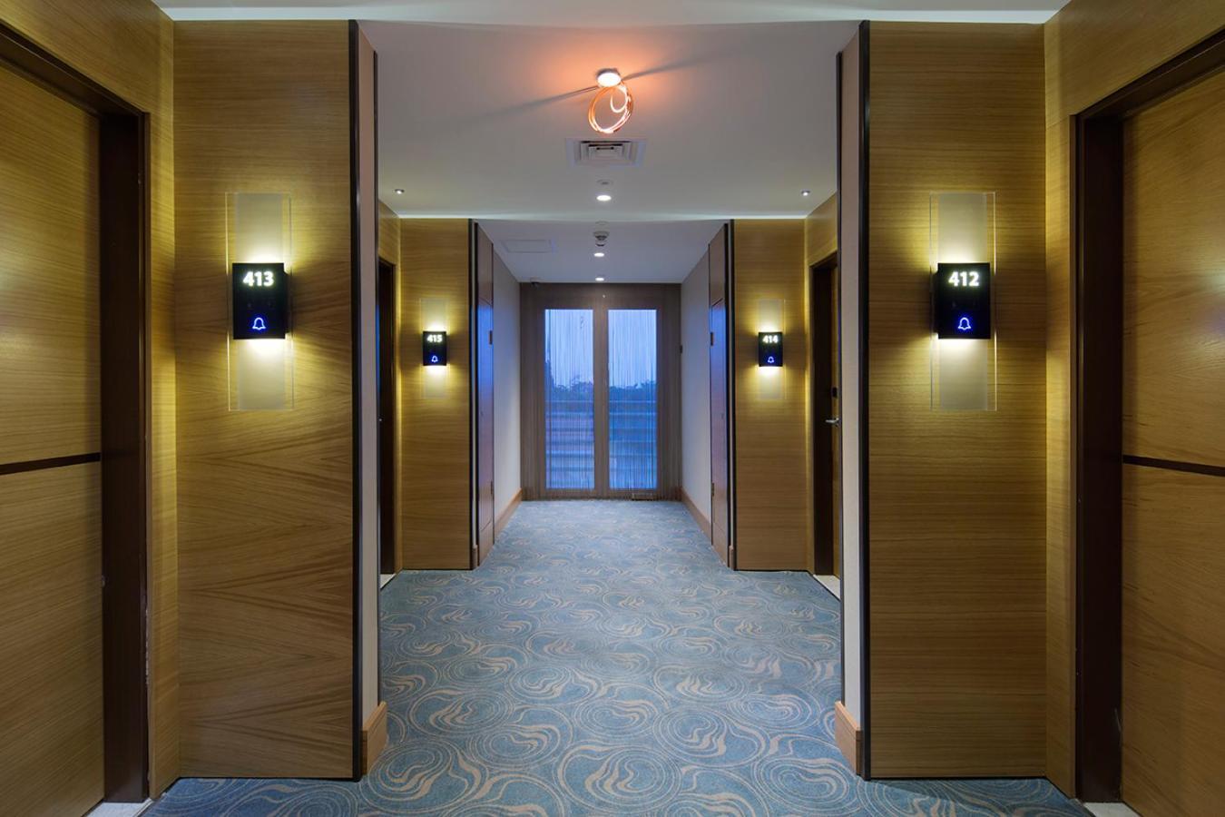 Doubletree By Hilton Hotel Istanbul - Tuzla Exterior foto